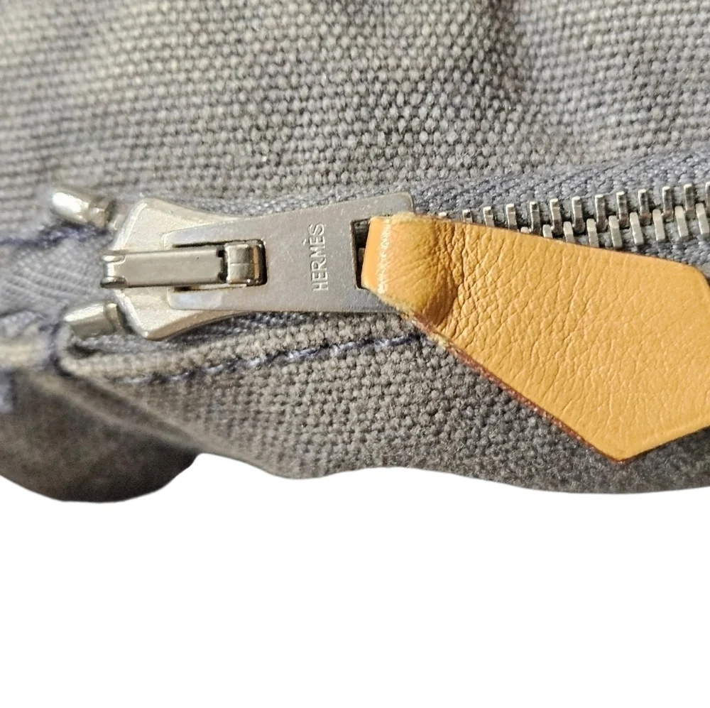 Hermes Fourre Tout PM Holdall Tote Bag In Gray And Black Cotton Canvas